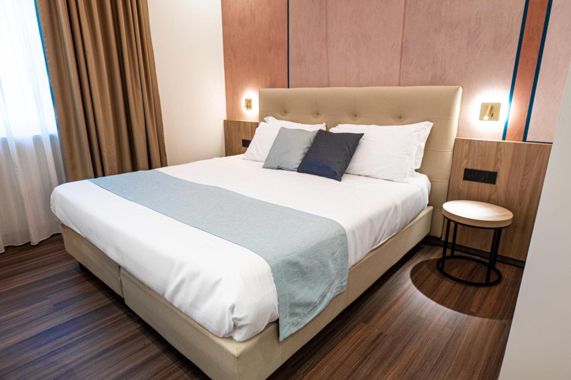 פומפיי Hotel Vittoria מראה חיצוני תמונה