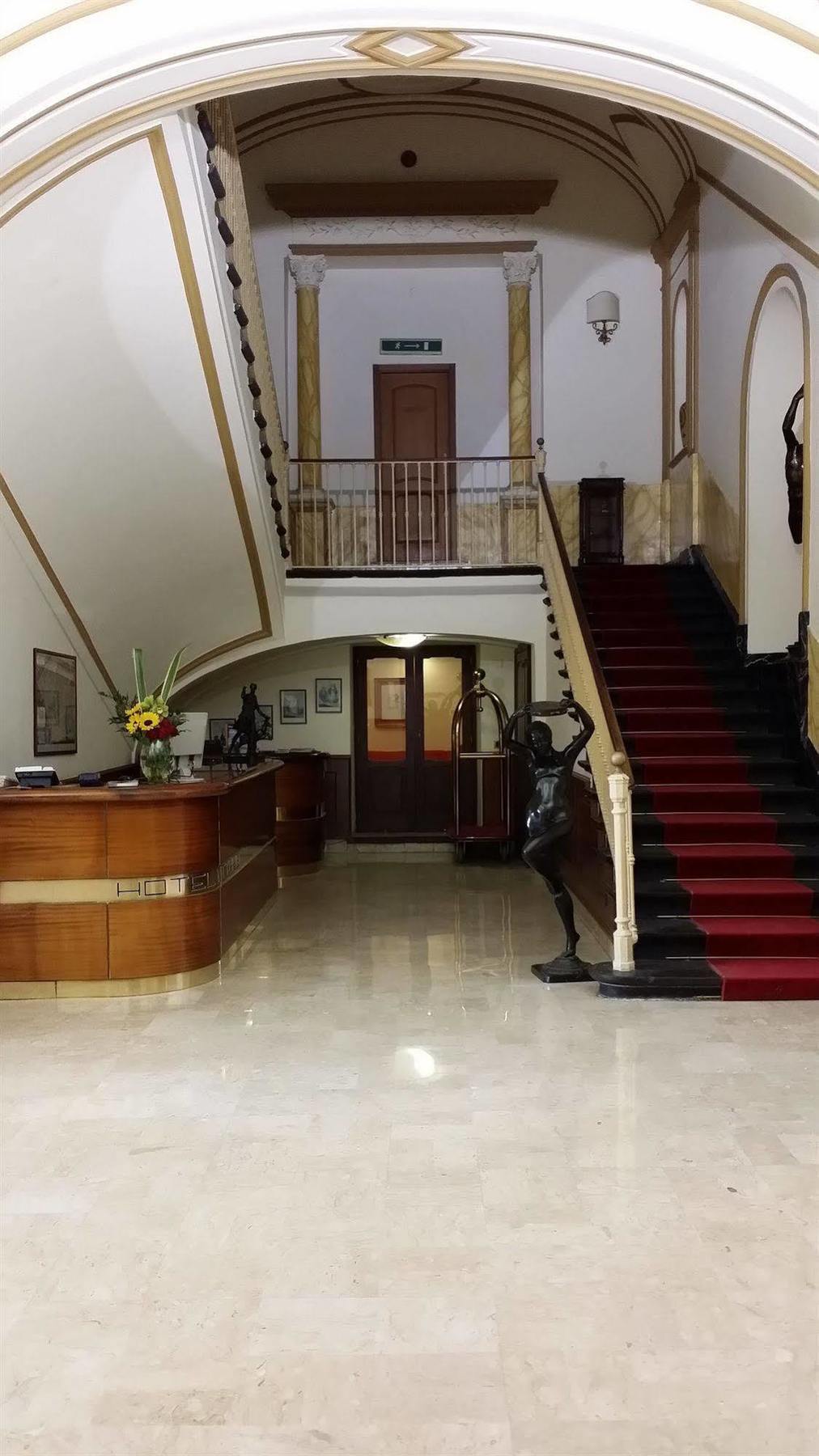 פומפיי Hotel Vittoria מראה חיצוני תמונה