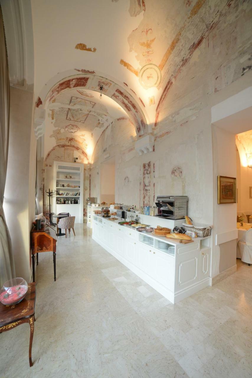 פומפיי Hotel Vittoria מראה חיצוני תמונה